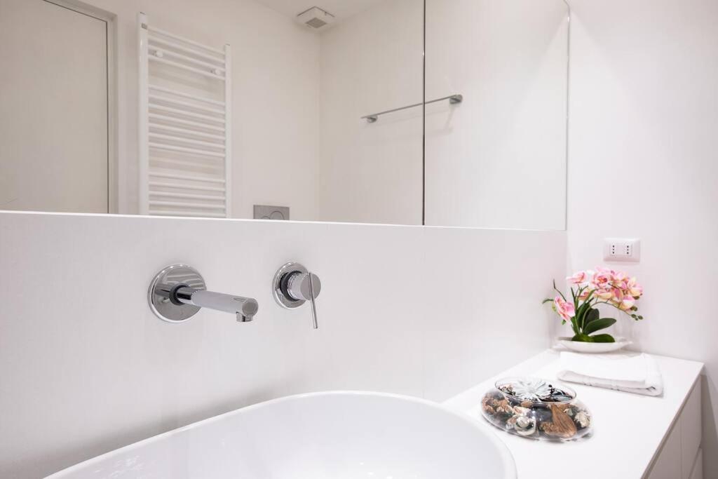 White Suite Trastevere - Topcollection Rom Eksteriør billede